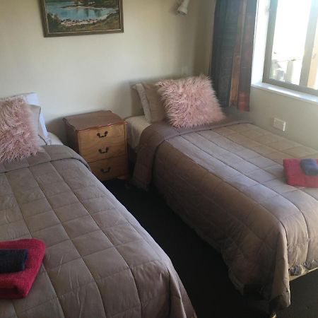 Te Anau Cottage On Govan מראה חיצוני תמונה